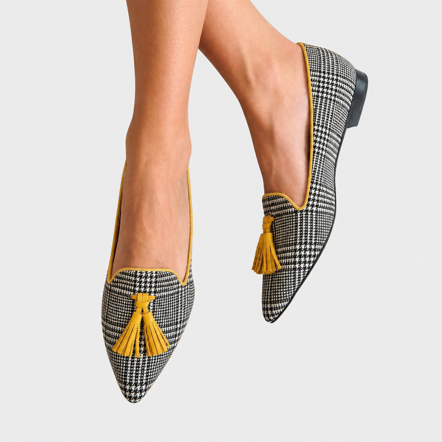 Obdulia | Mocasín de Cuadros con Borlas