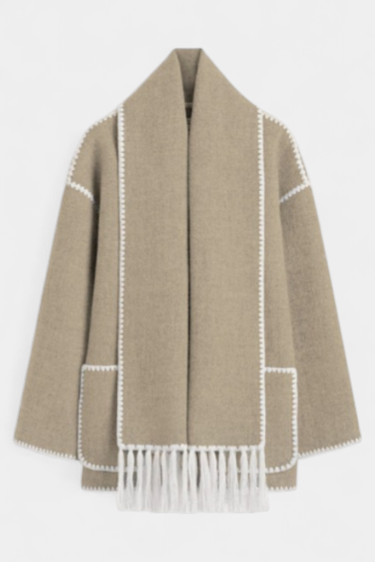 Pauline | Cappotto dal taglio morbido con sciarpa a frange incorporata