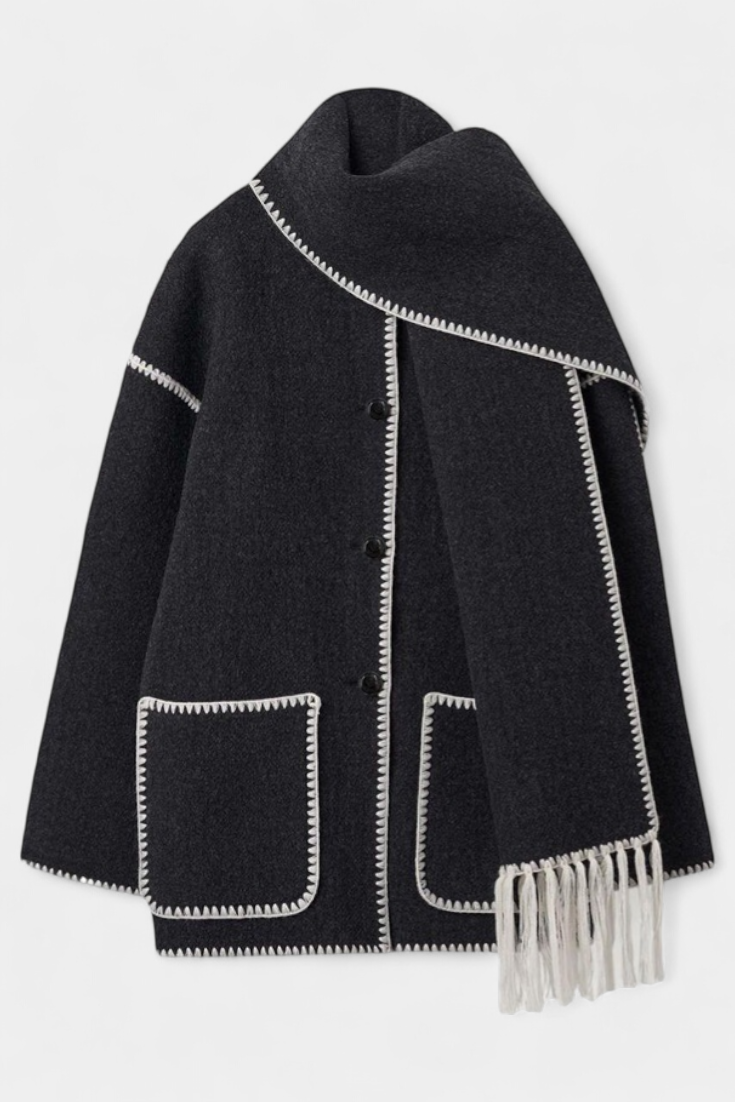 Pauline | Cappotto dal taglio morbido con sciarpa a frange incorporata